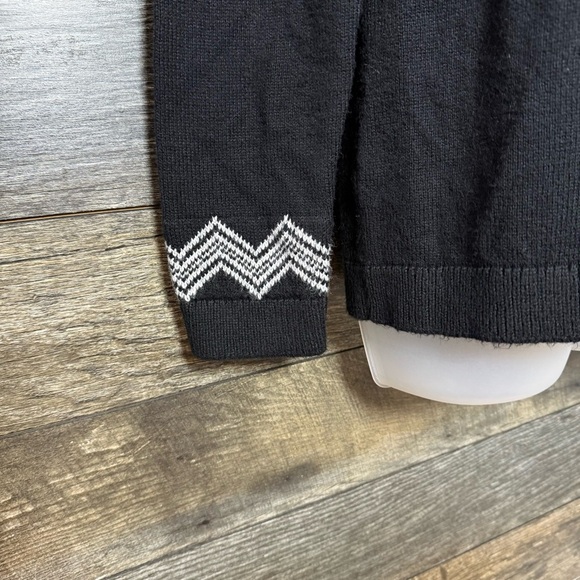 Talbots Fair Isle Cardigan Size Medium Nordic Festive Black White - Picture 3 of 6